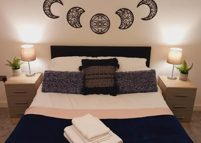 Bliss Contractor Apartments- Sleeps 6 *