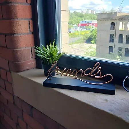 Bliss Contractor Apartments- Sleeps 6 Apartment Bradford (West Yorkshire)