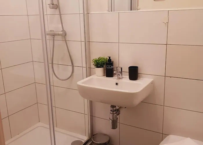 Bliss Contractor Apartments- Sleeps 6 * Bradford (West Yorkshire)