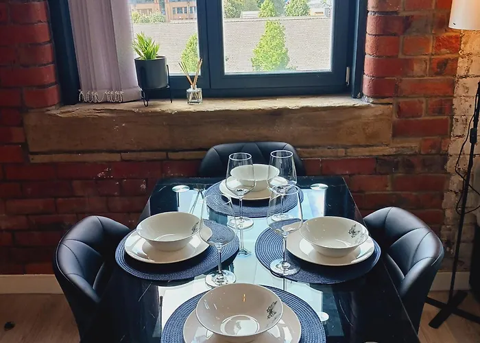 Daire Bliss Contractor Apartments- Sleeps 6 *