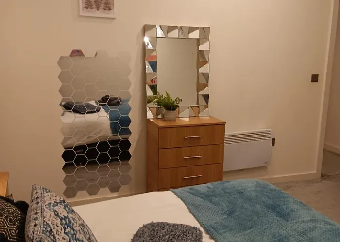 Daire Bliss Contractor Apartments- Sleeps 6 Bradford (West Yorkshire)