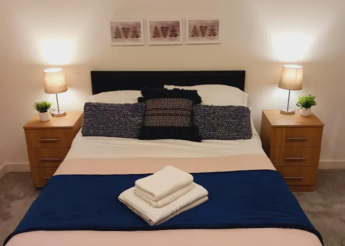 Bliss Contractor Apartments- Sleeps 6 Daire *